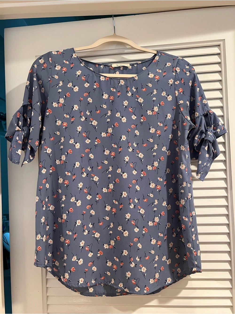 Women's Slate Blue Floral Tie-Sleeve Blouse size S